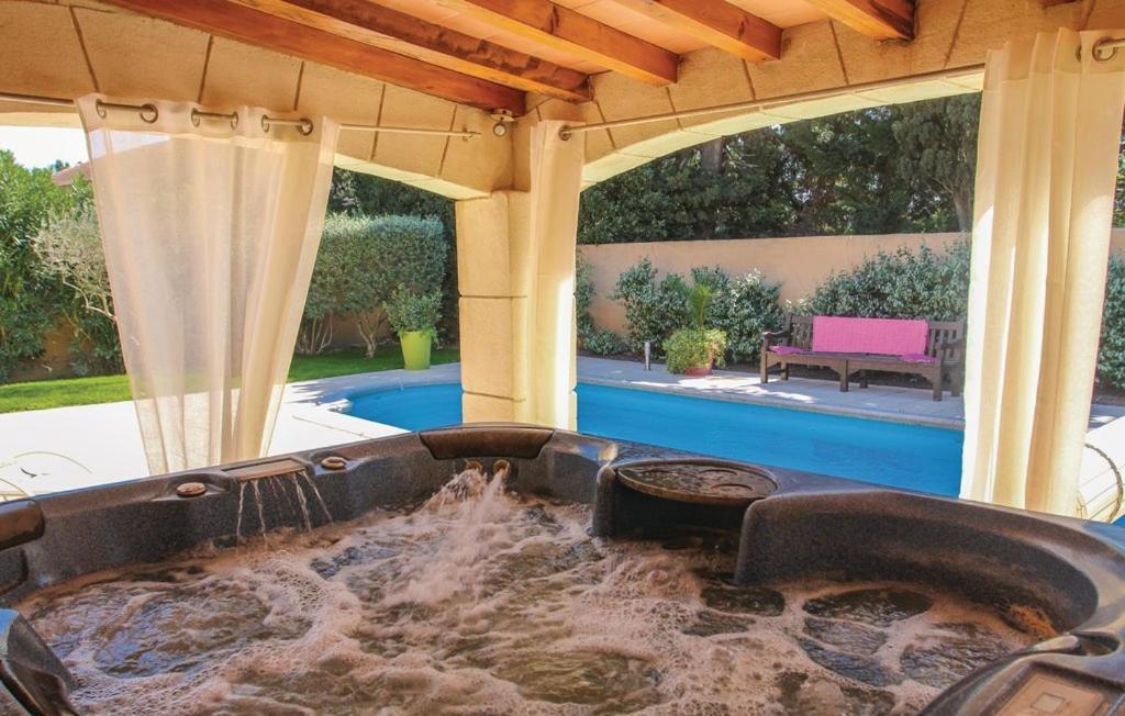 Villa Flamenca - Piscine Chauffee Châteaurenard Екстериор снимка
